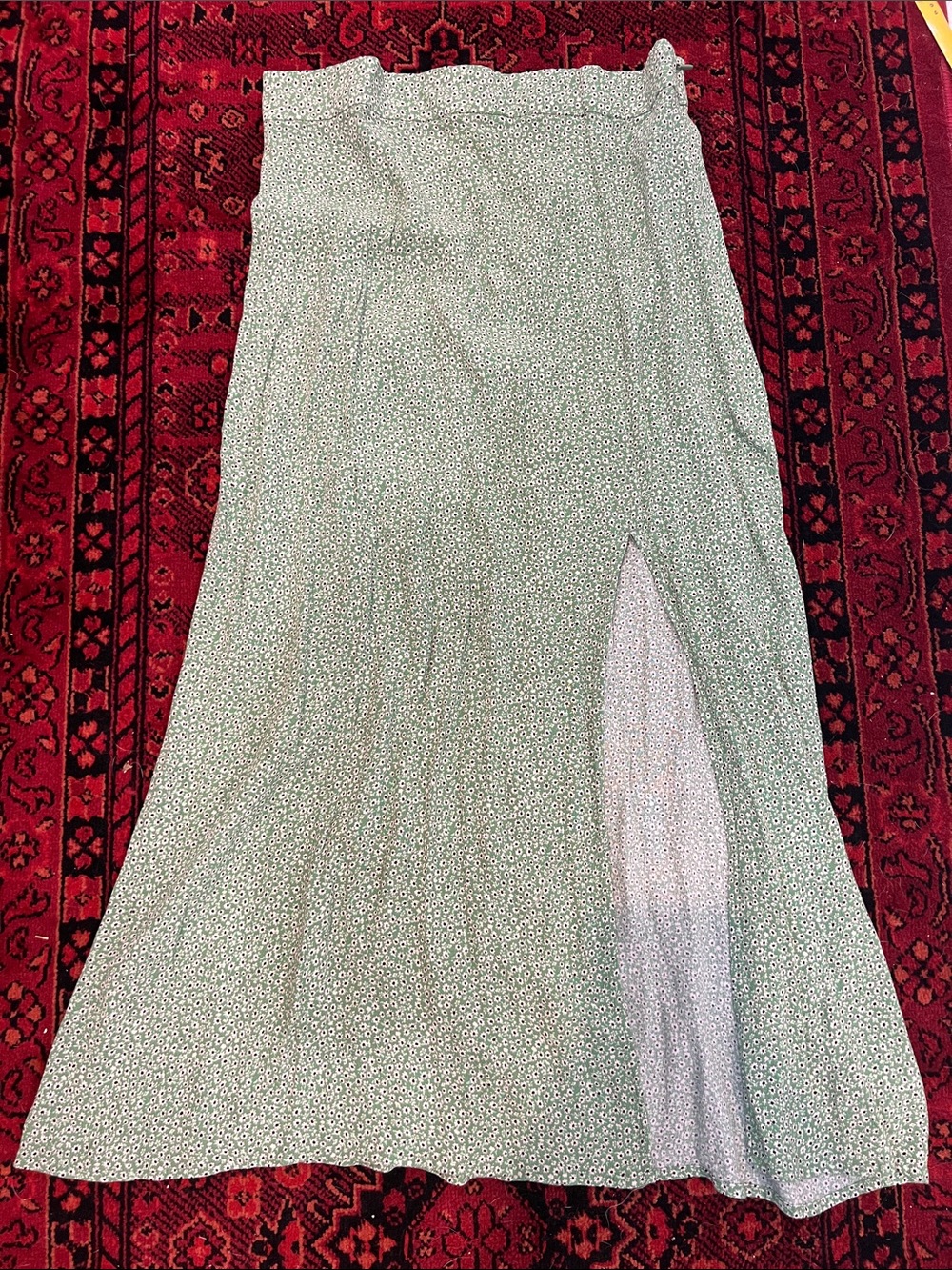 Women’s Green Floral Midi Skirt with Side Slit